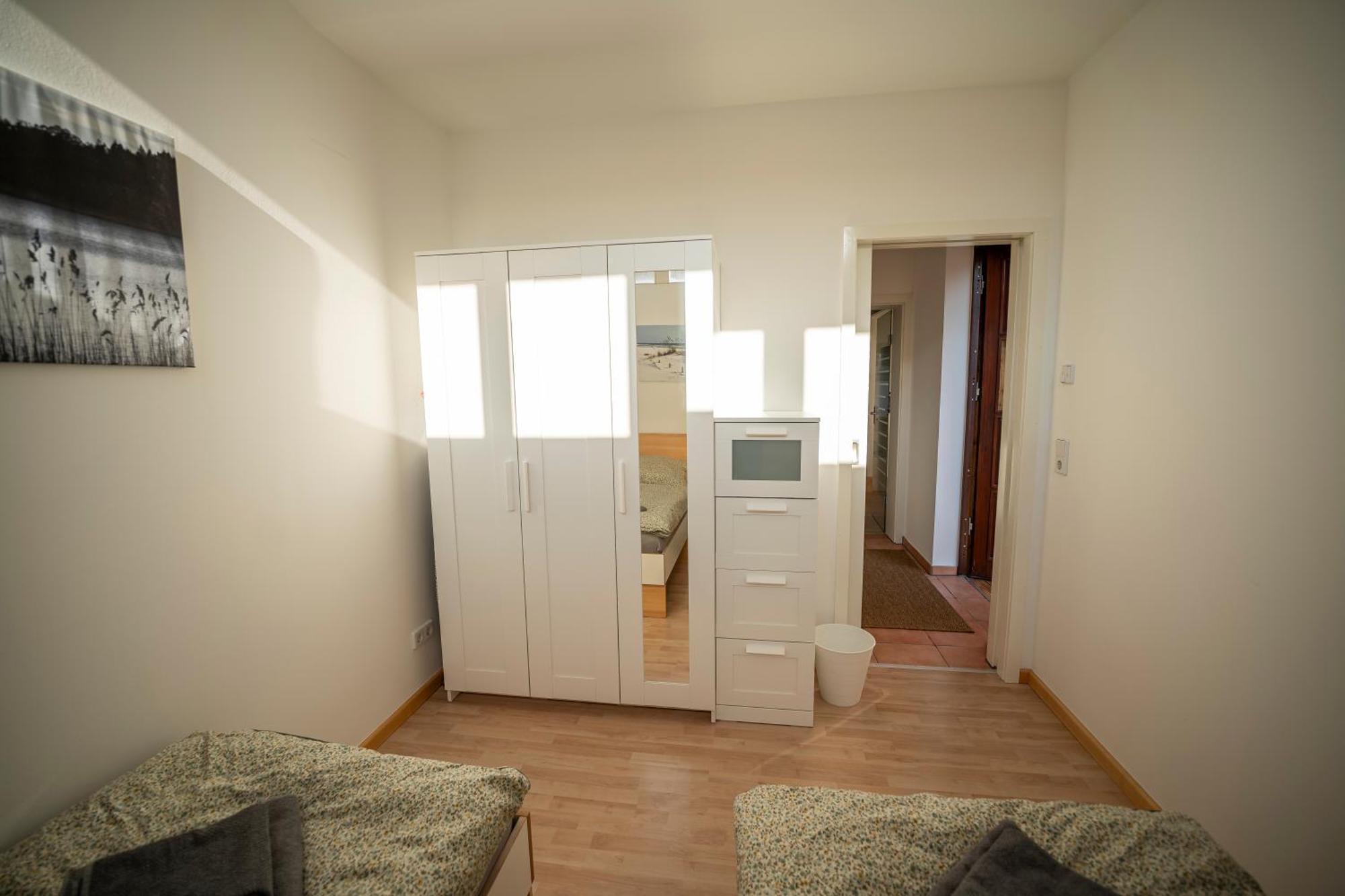 Haus Unterm Mammutbaum - Elberadweg Apartman Magdeburg Kültér fotó