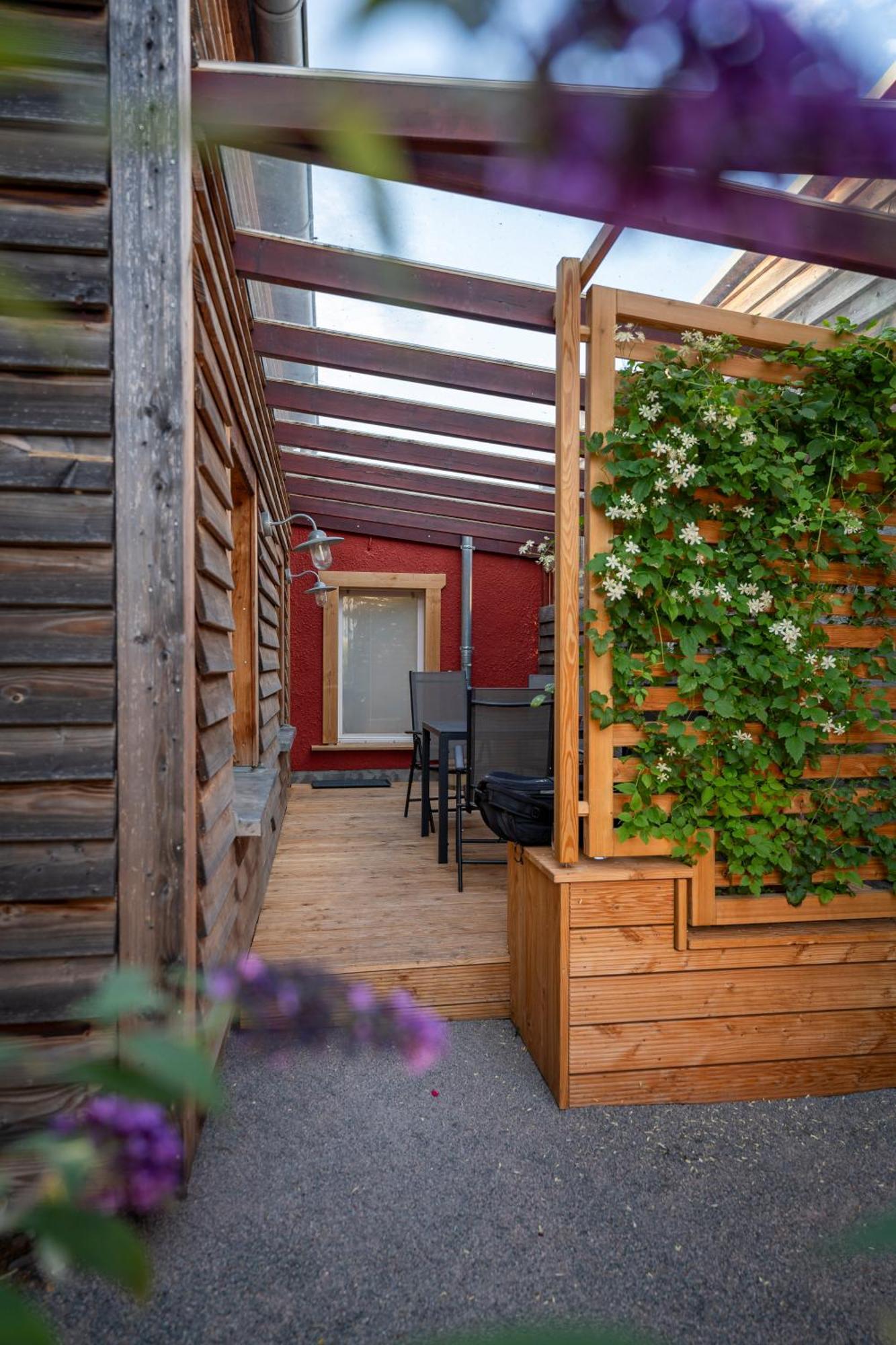 Haus Unterm Mammutbaum - Elberadweg Apartman Magdeburg Kültér fotó