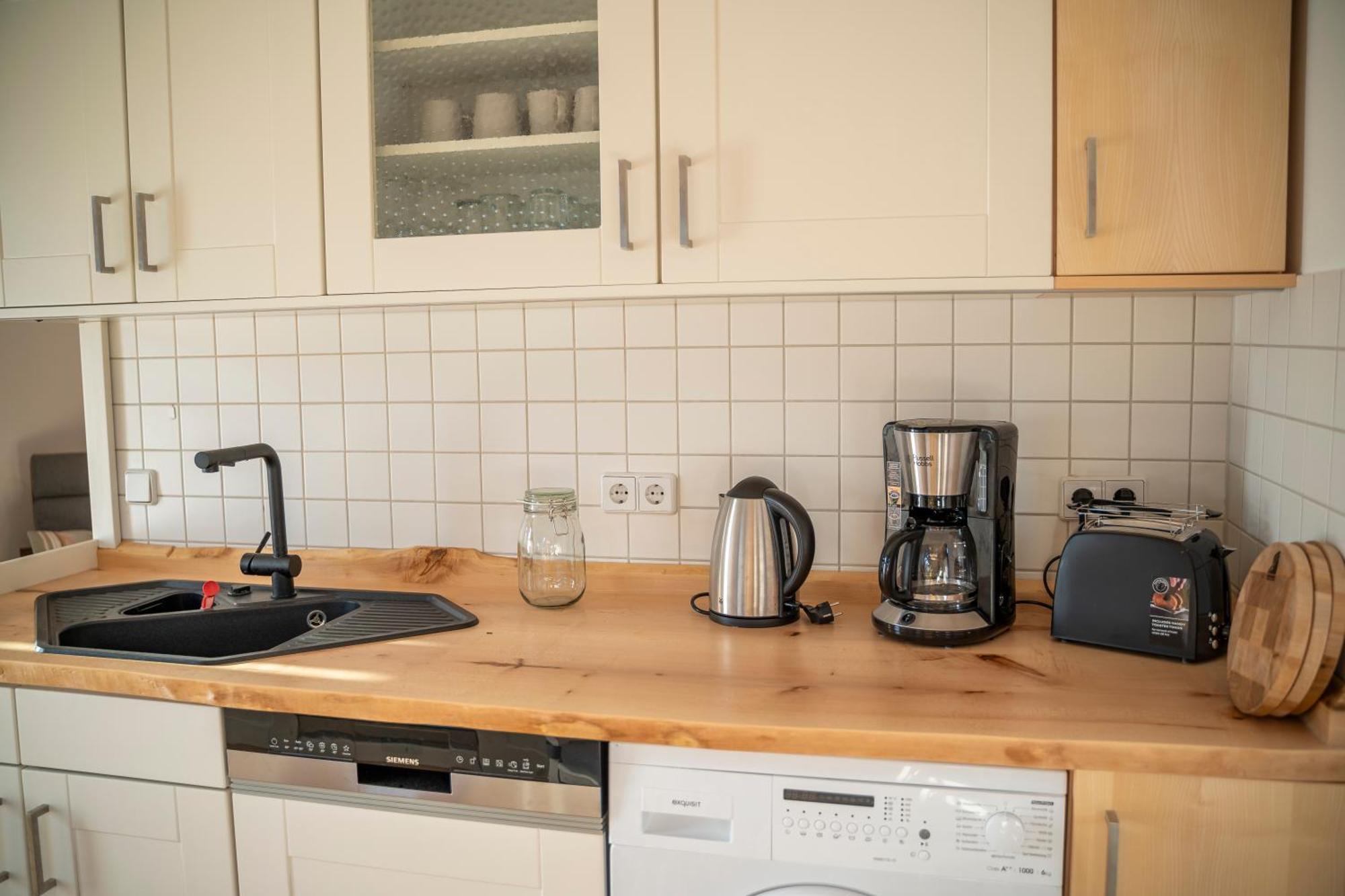 Haus Unterm Mammutbaum - Elberadweg Apartman Magdeburg Kültér fotó